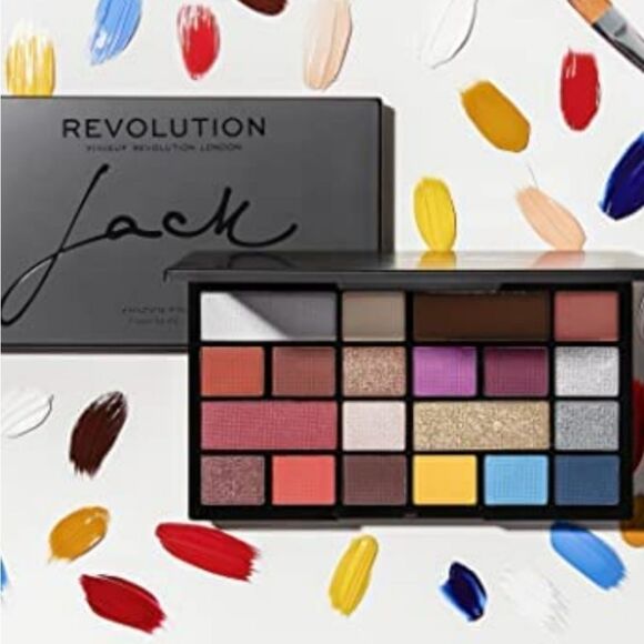 Revolution Beauty Jack Shadow Palette - Picture 4 of 8